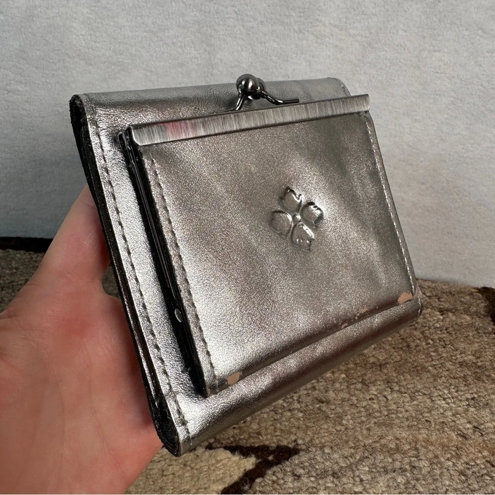 Patricia Nash Antique Platinum silver wallet leather fold metallic‎